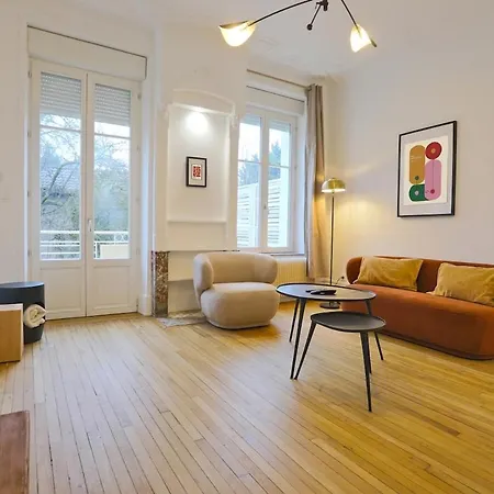 Le Chaleureux De Medreville - 6pers - 3chambres - 4lits - Terrasse 公寓 南锡