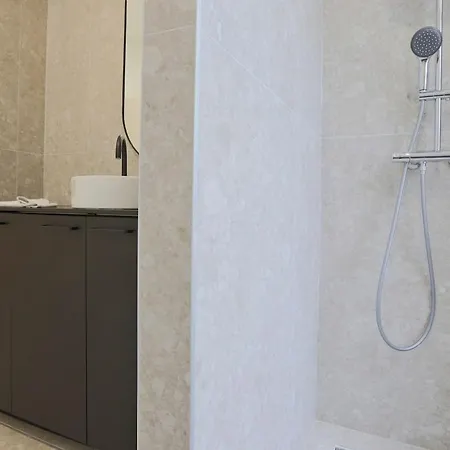 Le Chaleureux De Medreville - 6pers - 3chambres - 4lits - Terrasse * 南锡