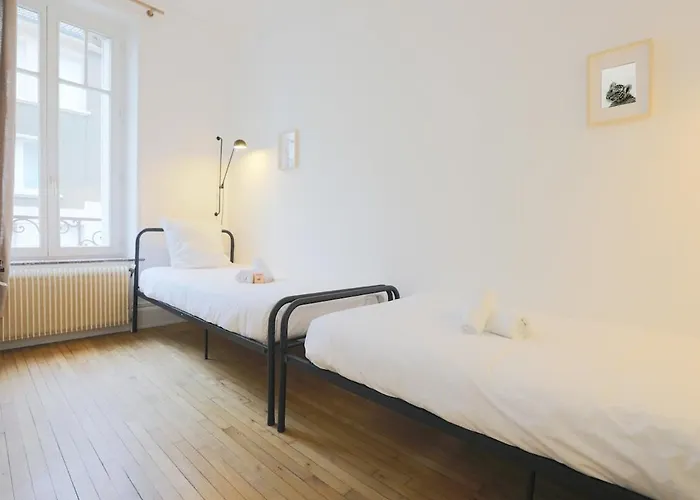 Le Chaleureux De Medreville - 6pers - 3chambres - 4lits - Terrasse Apartmán *